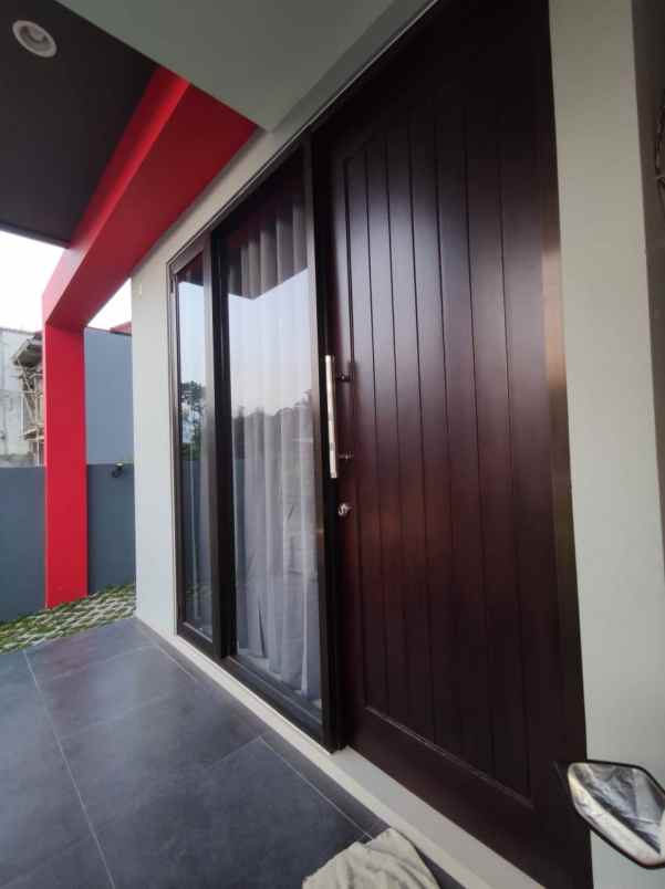 dijual villa mewah di kota malang