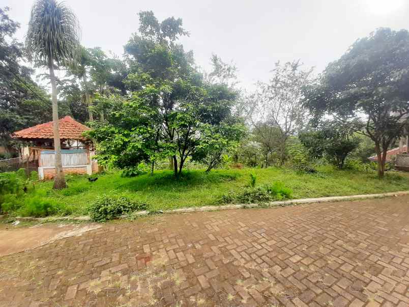 dijual villa ujung berung cijambe