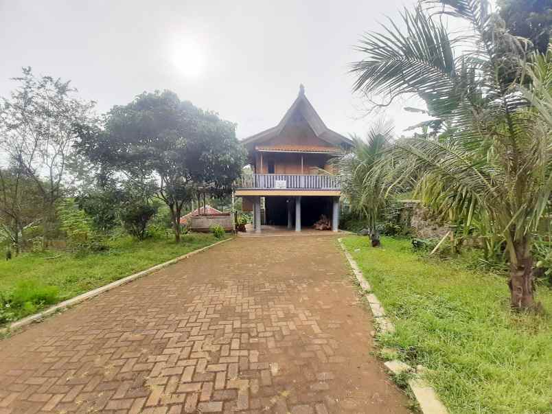 dijual villa ujung berung cijambe