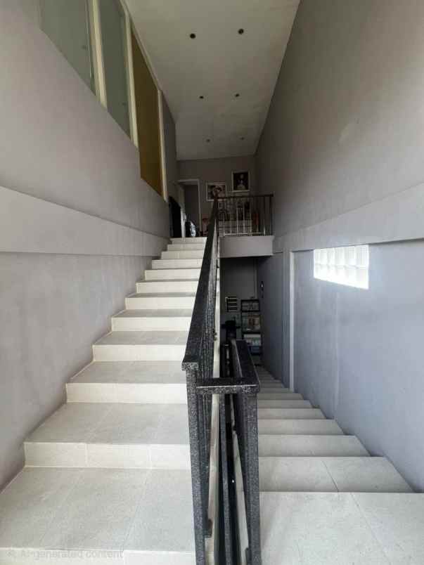 disewakan jual rumah dukuh kupang barat