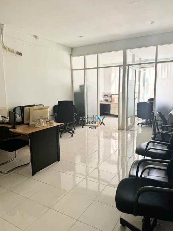 disewakan ruko di lokasi premium merr rungkut