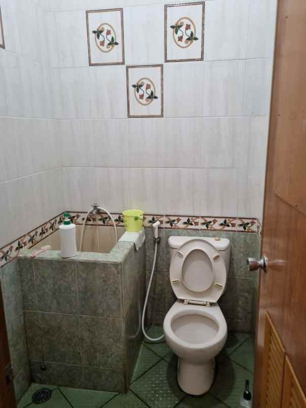 disewakan rumah 2 lt bagus rapi bebas banjir sunter