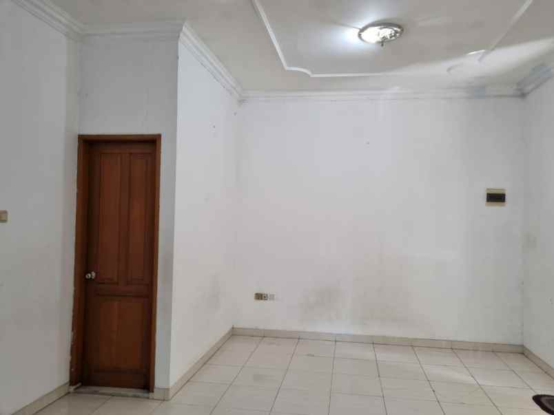 disewakan rumah 2 lt bagus rapi bebas banjir sunter