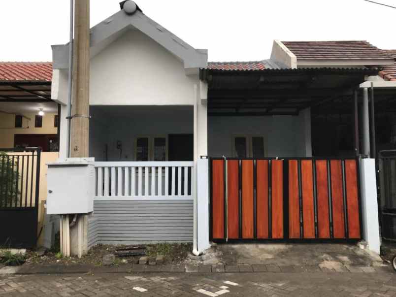 disewakan rumah bukit palma pakal