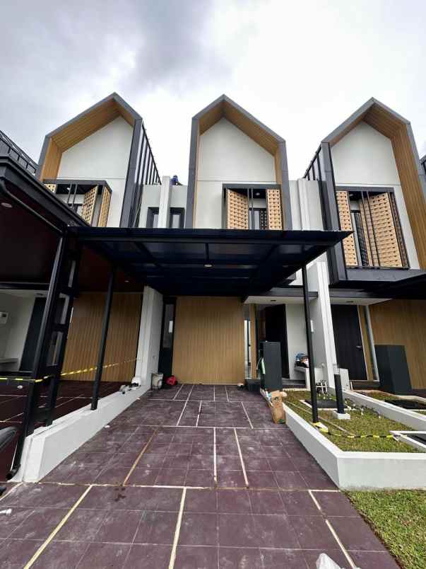 disewakan rumah cluster mahakam jakarta