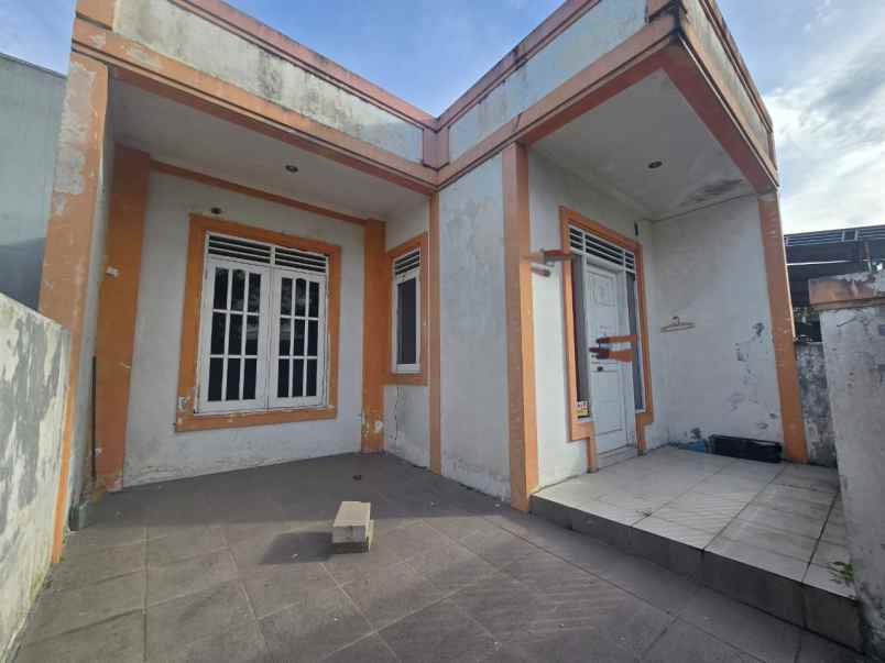 disewakan rumah di cluster re talaga bestari tangerang