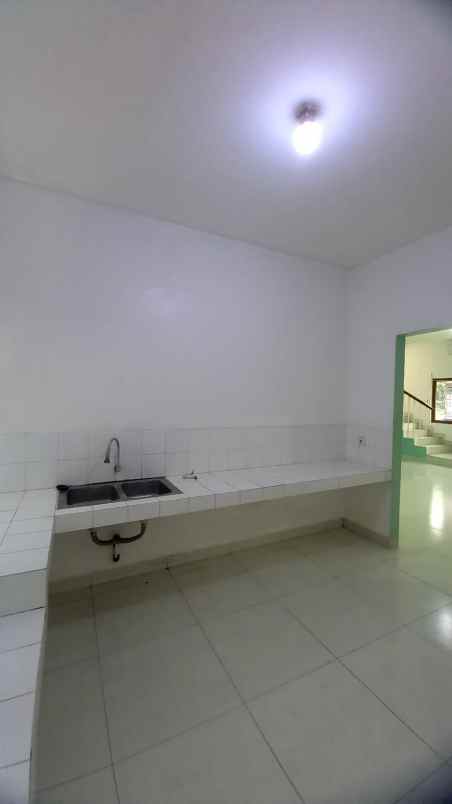 disewakan rumah jgc jakarta garden city cakung