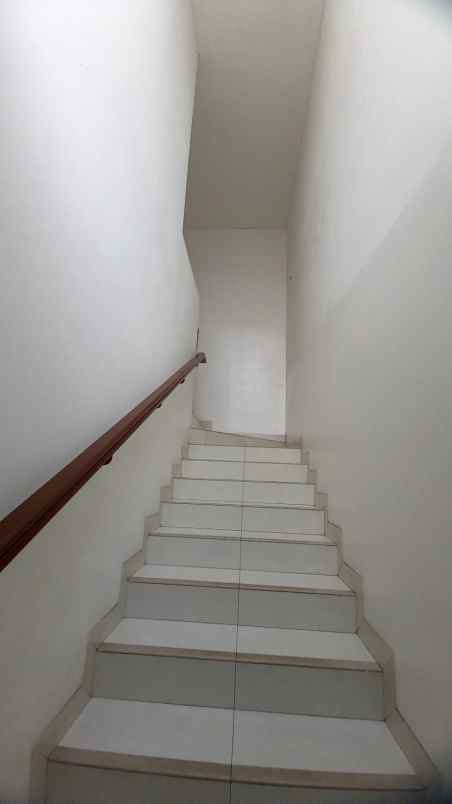 disewakan rumah jgc jakarta garden city cakung