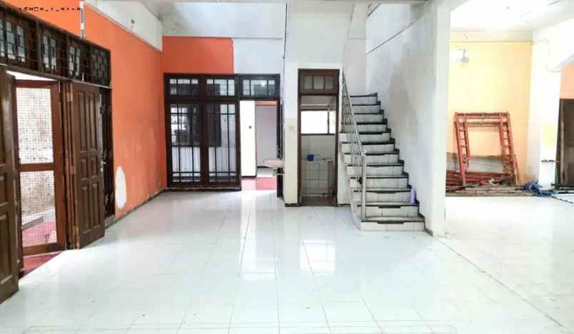 disewakan rumah jl raya kenjeran gading