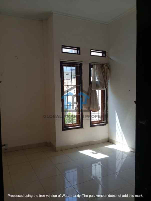 disewakan rumah pesantren