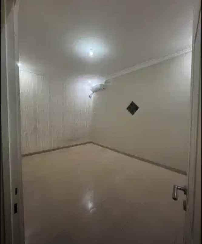 disewakan rumah pucang anom