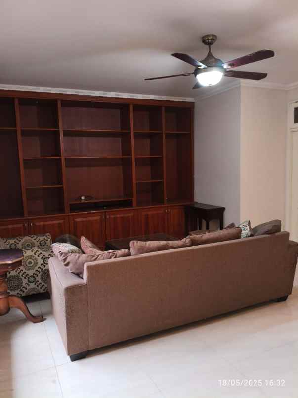 disewakan rumah puri bintaro