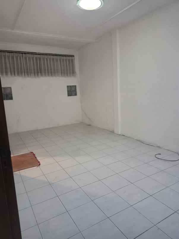 disewakan rumah sarijadi bandung