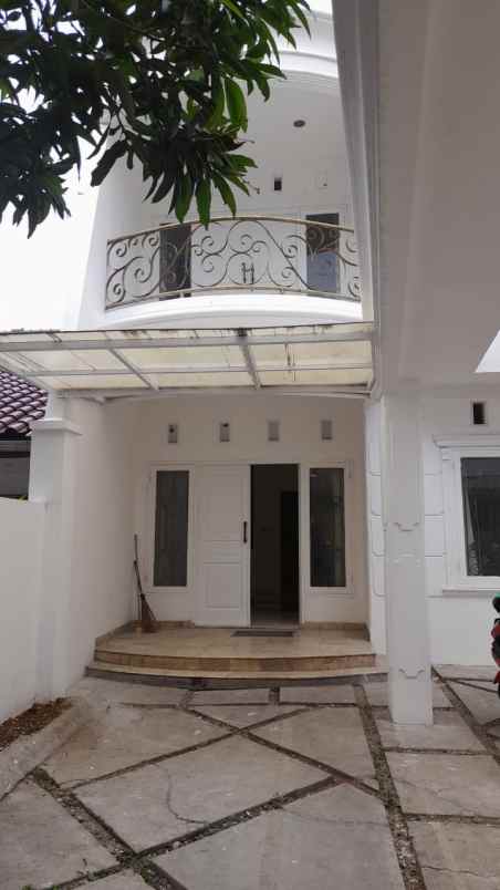 disewakan rumah tb simatupang