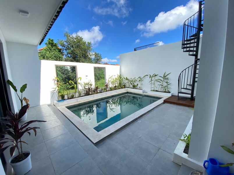 disewakan villa 30 tahun lokasi paronan canggu