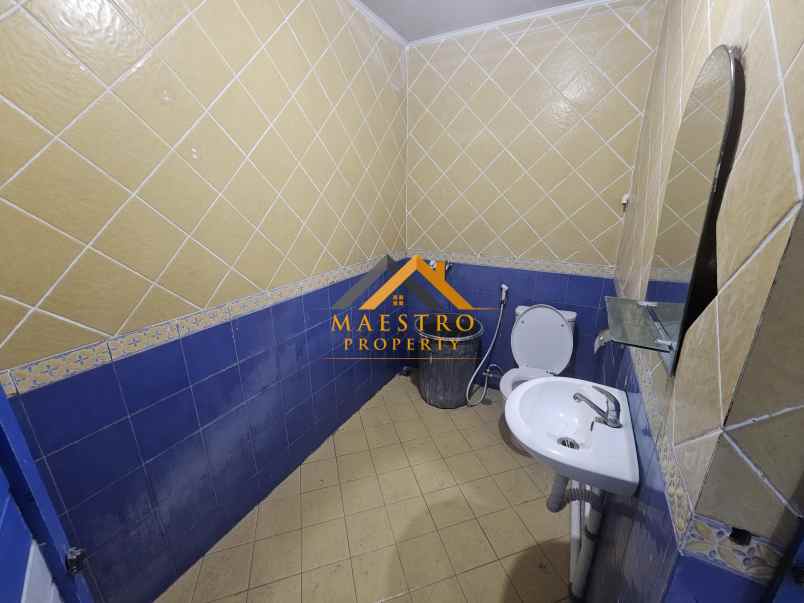 disewakan villa komplek cemara hijau jalan