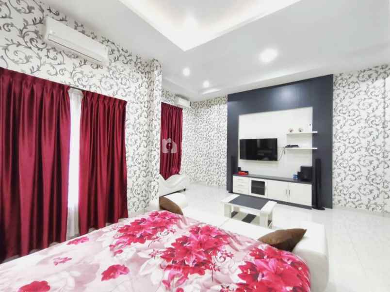 disewakan villa villa berjaya evenue jalan