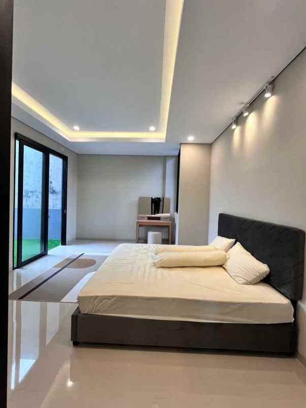 hunian mewah fully furnished di ngaglik sleman