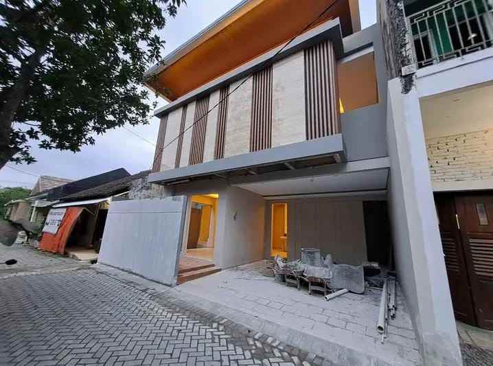 hunian mewah fully furnished di ngaglik sleman