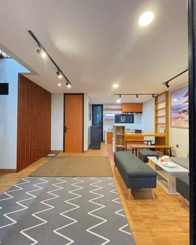 idaman banget nie rumah 2 lantai modern di bojongsari