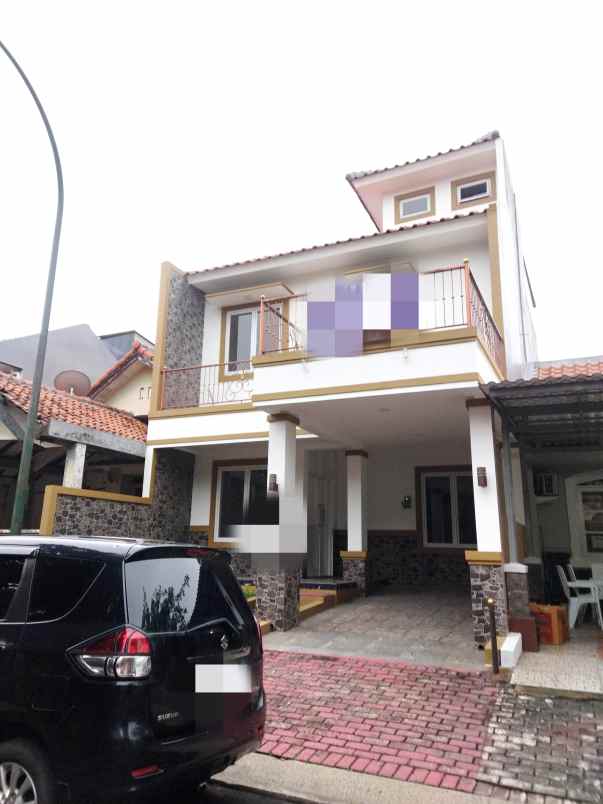 jarang ada dijual rumah 4 kamar di kota wisata cibubur