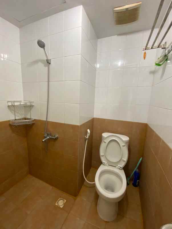 jual apartment green pramuka city diatas mall