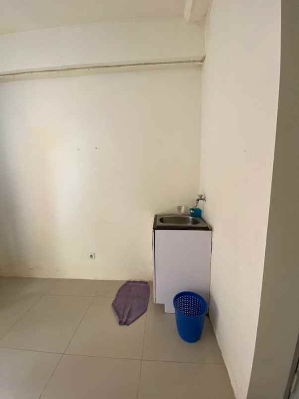 jual apartment green pramuka city unit 2br kosongan