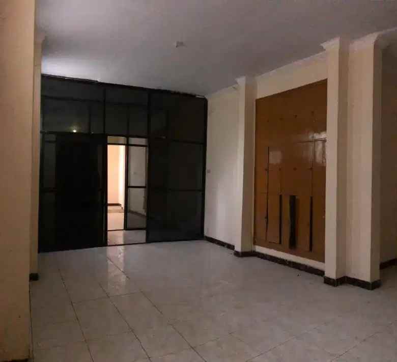 jual cepat rumah lokasi strategis di tebet