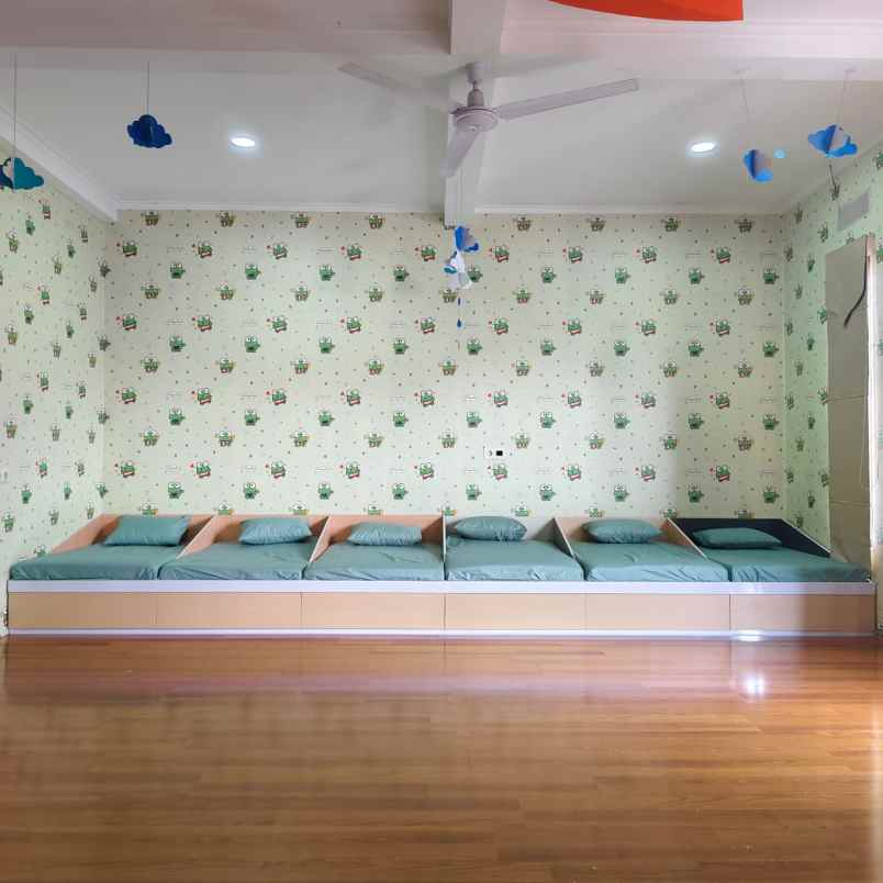 jual rumah bonus usaha jalan di antapani bandung