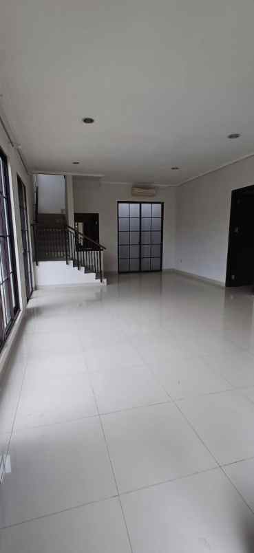 jual rumah green lake city jak bar