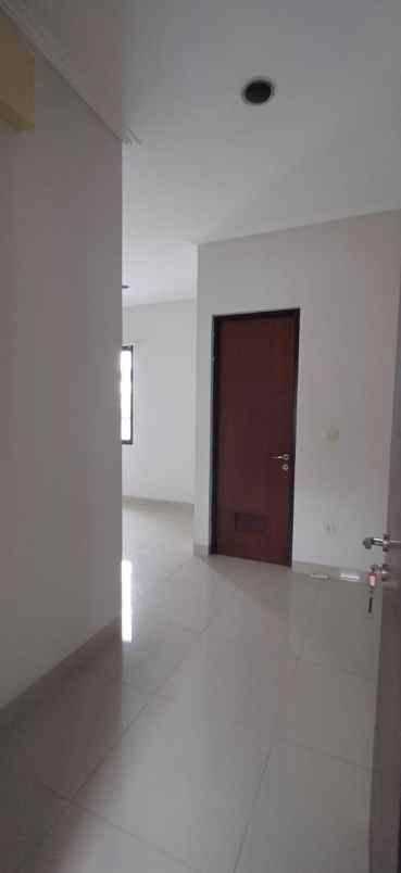 jual rumah green lake city jak bar