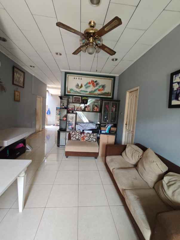 jual rumah hook larangan ciledug tangerang