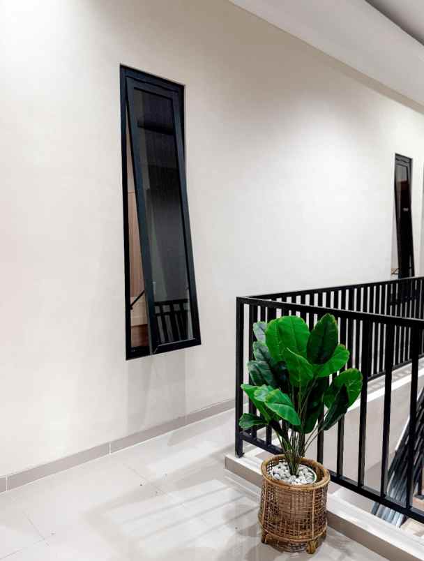 jual rumah kos medokan dekat kampus upn 10 kamar