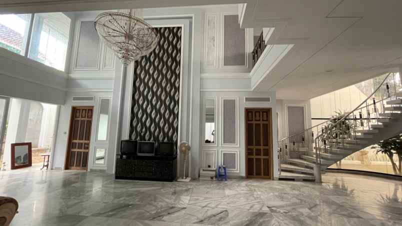 jual rumah mewah furnished gatot subroto denpasar bali
