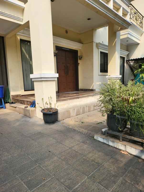 jual rumah mewah permata buana jak bar