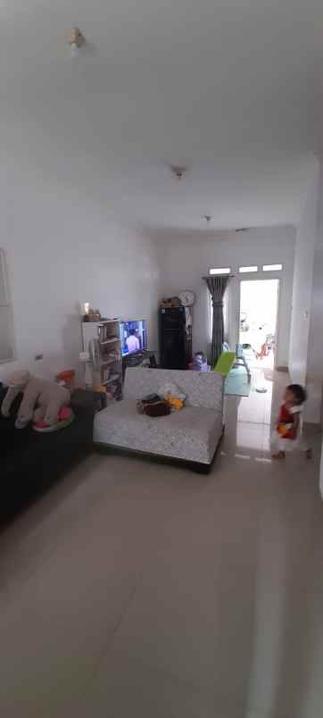 jual rumah siap huni 10 menitan ke stasiun