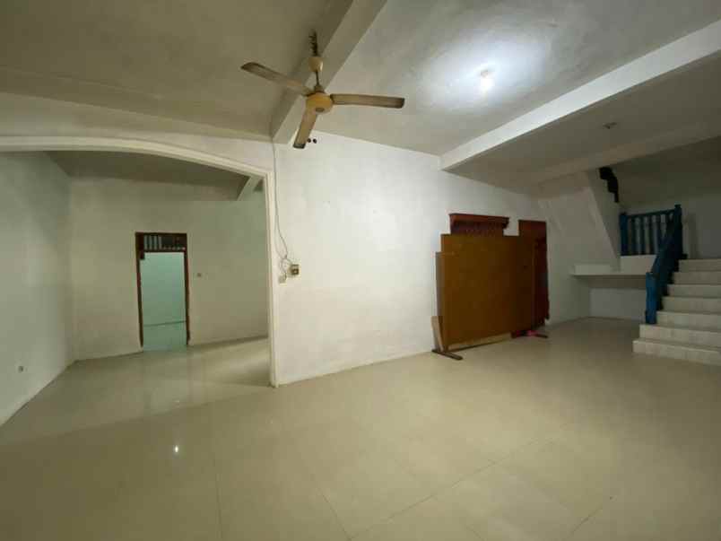 jual tempat usaha ext padang ciledug tangkot