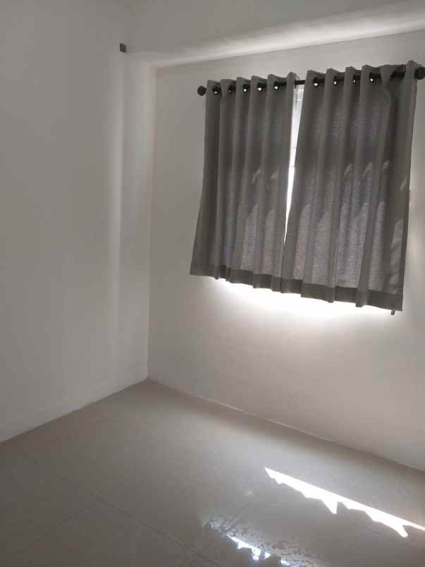 kosongan 2 br apartment green pramuka city dijual