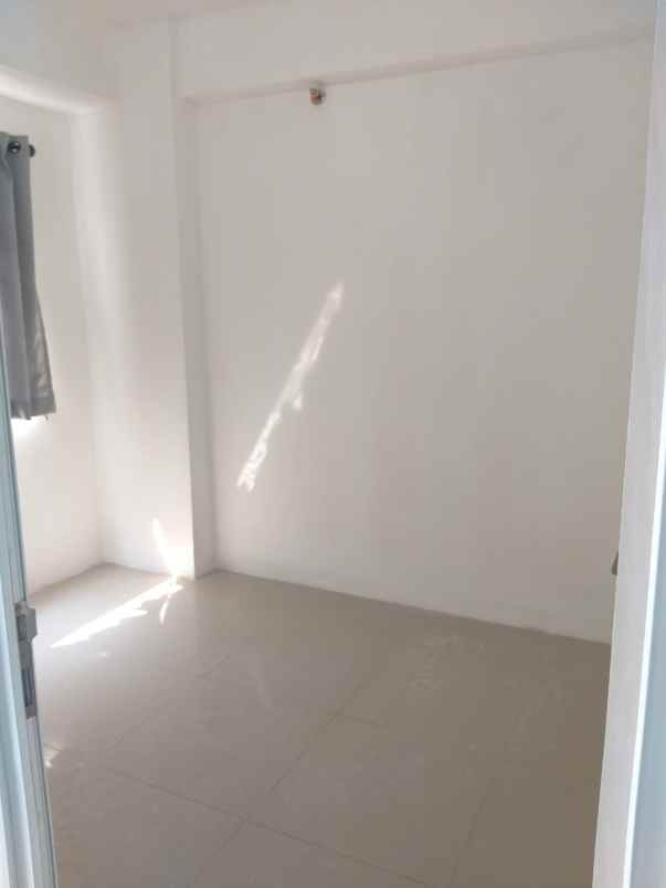 kosongan 2 br apartment green pramuka city dijual