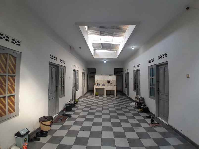 kost murah 23 kamar dijual cepat dekat kampus ukrim