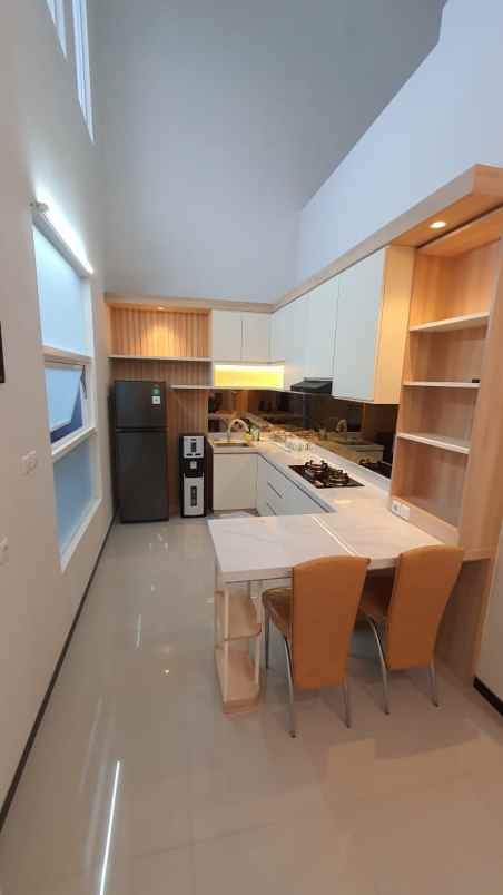 mewah villa baru di panderman batu complit interior