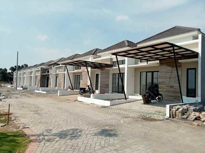 perum grand north regency cerme