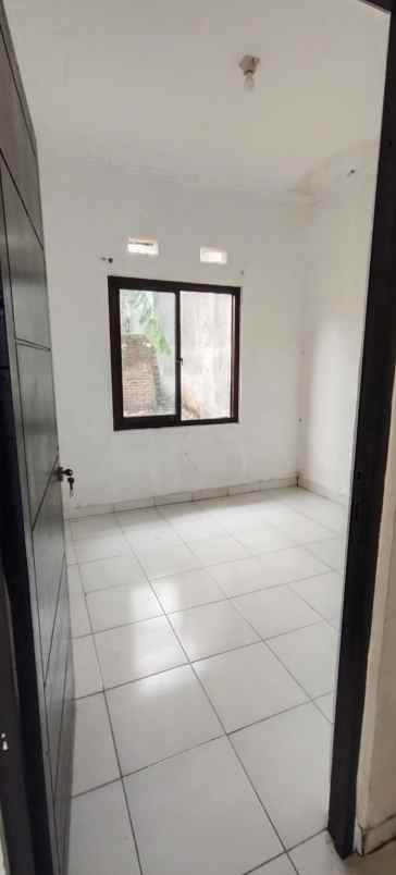 perum kahuripan nirwana sidoarjo