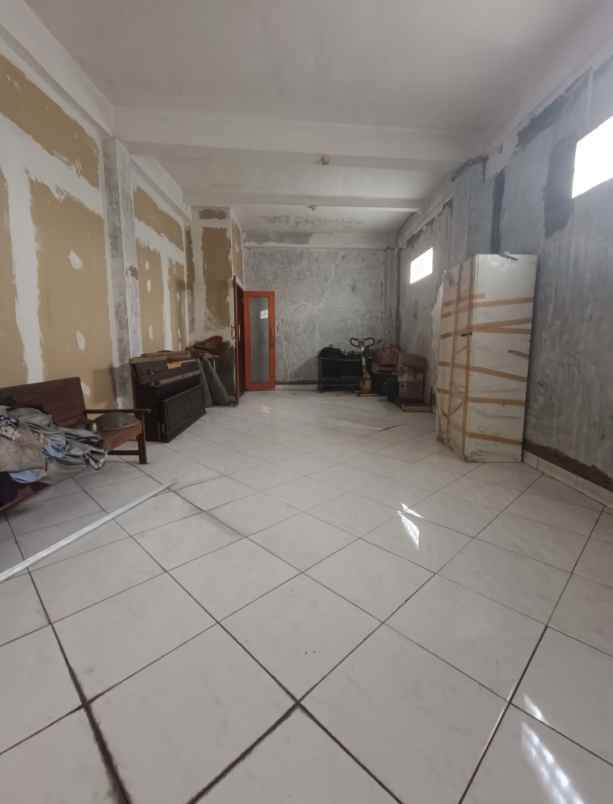 ruko gandeng di jl diponegoro tambun selatan bekasi