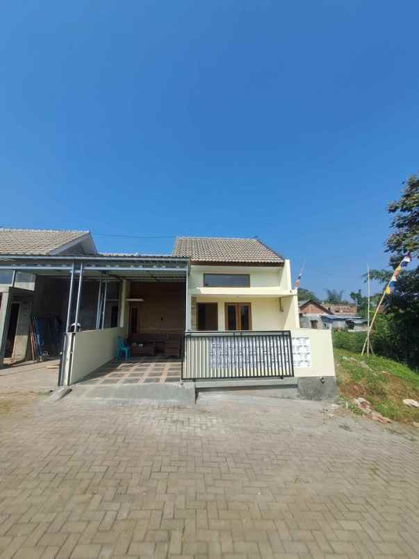 rumah 1 lantai lokasi dekat exit tol pakis