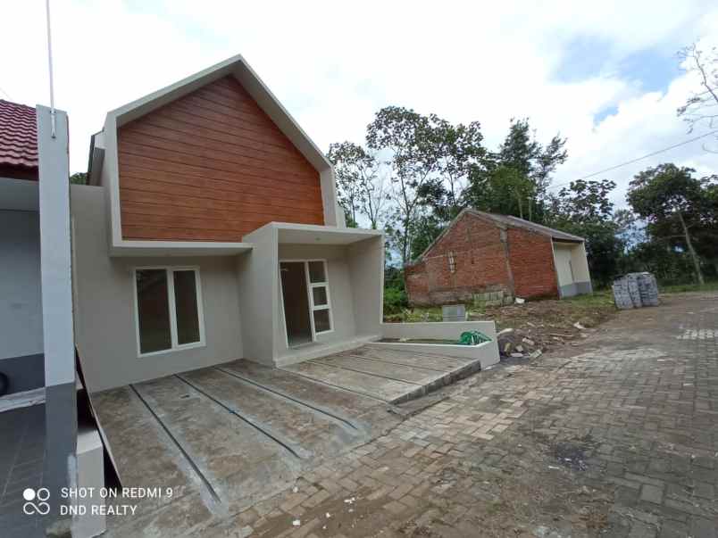 rumah 1 lantai modern di tumpang malang