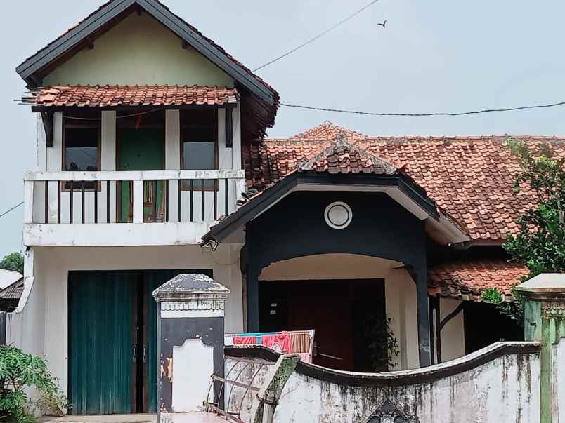 rumah 2 lantai gudang tempat usaha di pabuaran subang