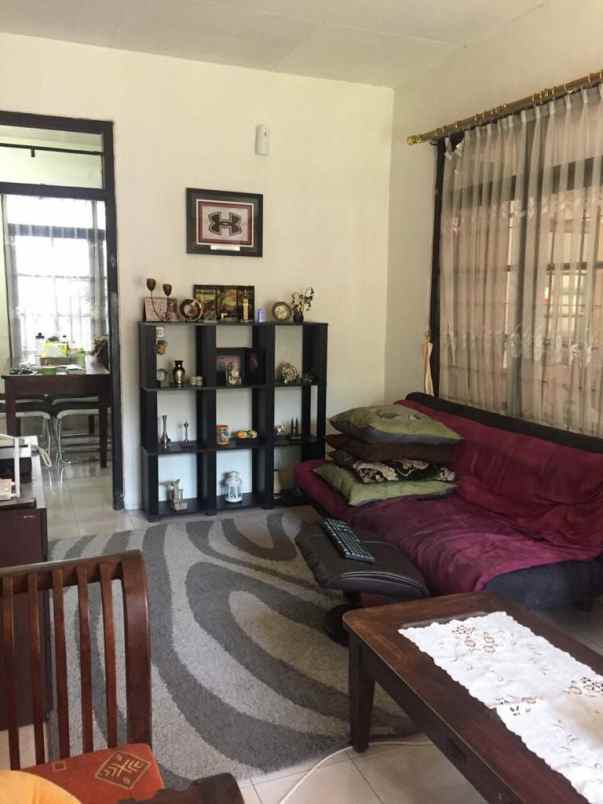 rumah 2 lantai komplek arcamanik endah bandung