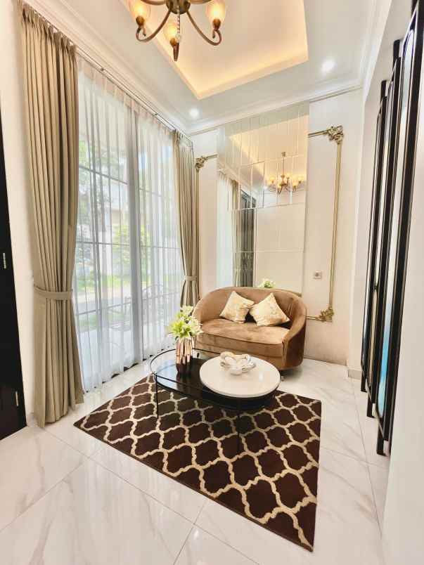 rumah 2 lt full furnish taman puspa raya bisa kpr