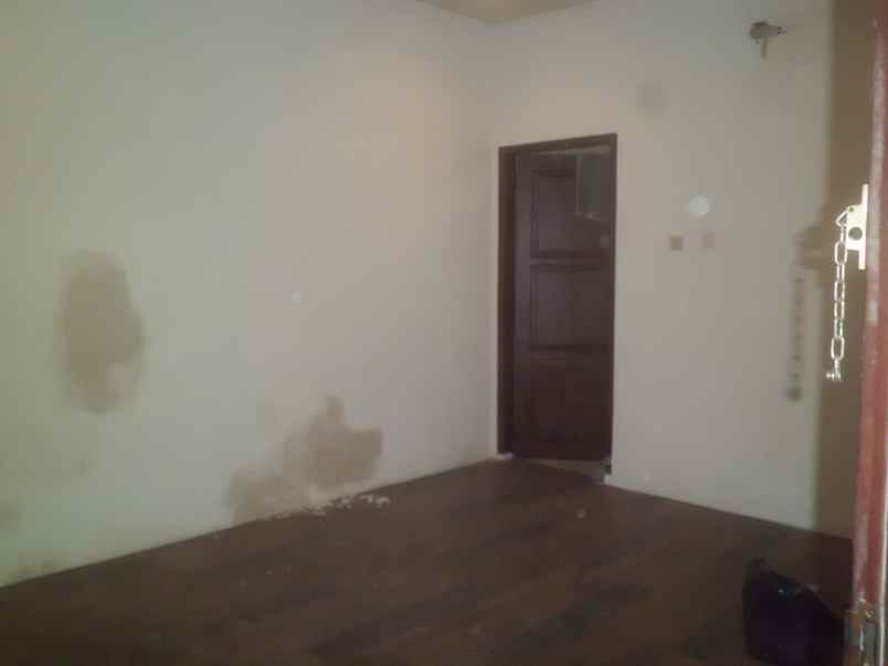 rumah abd majid cipete utara lt 167 m2 lb 240 m2 4 9 m